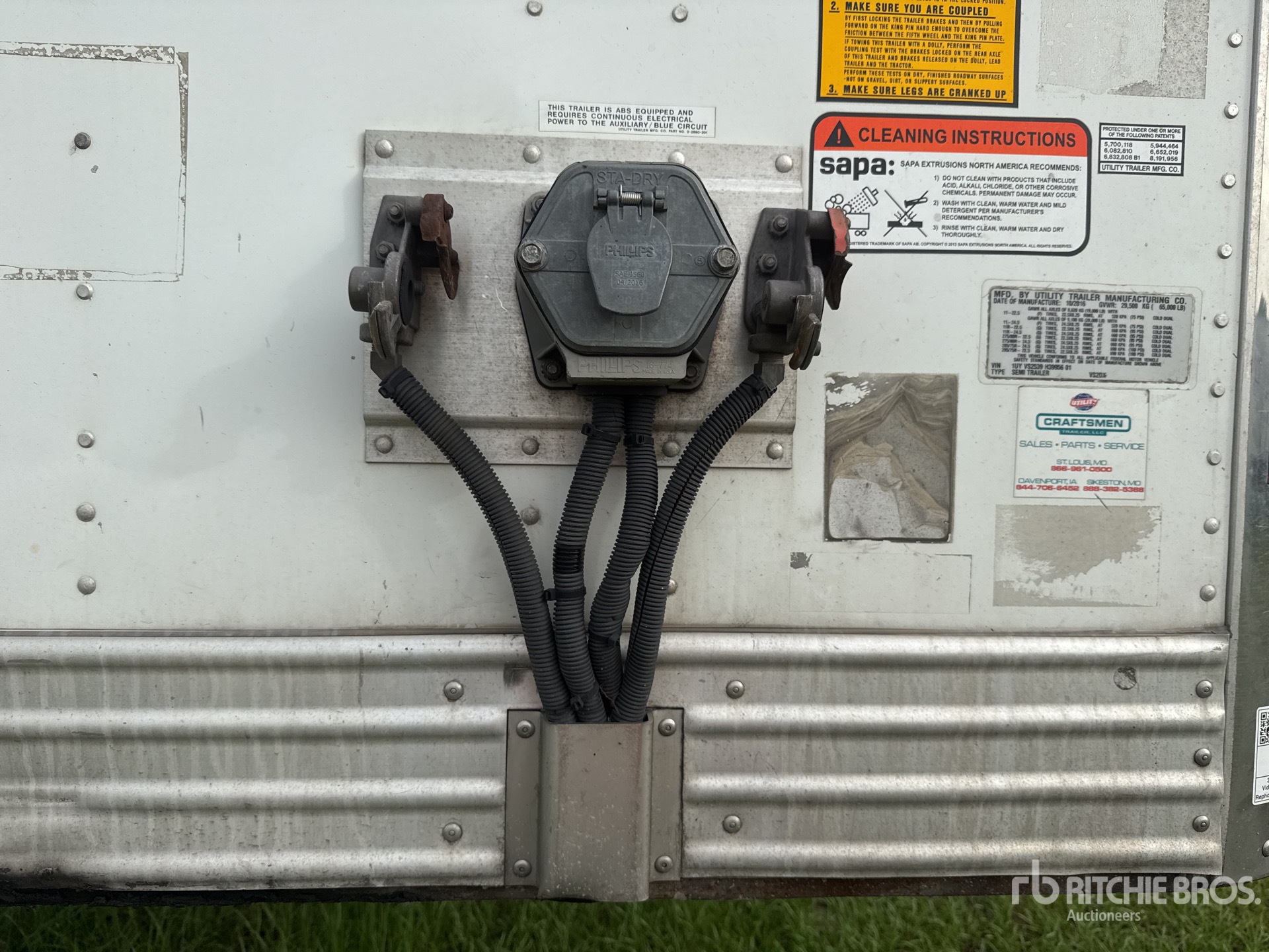 2017 Utility VS2DX
