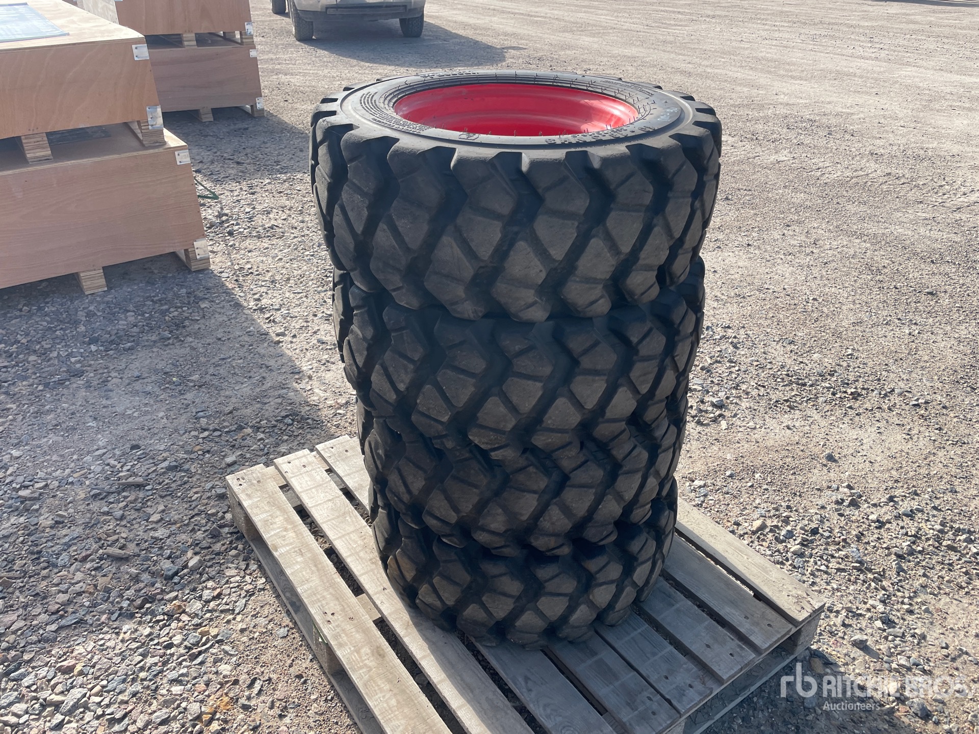 General Appearance with Picture, Right Rear Corner