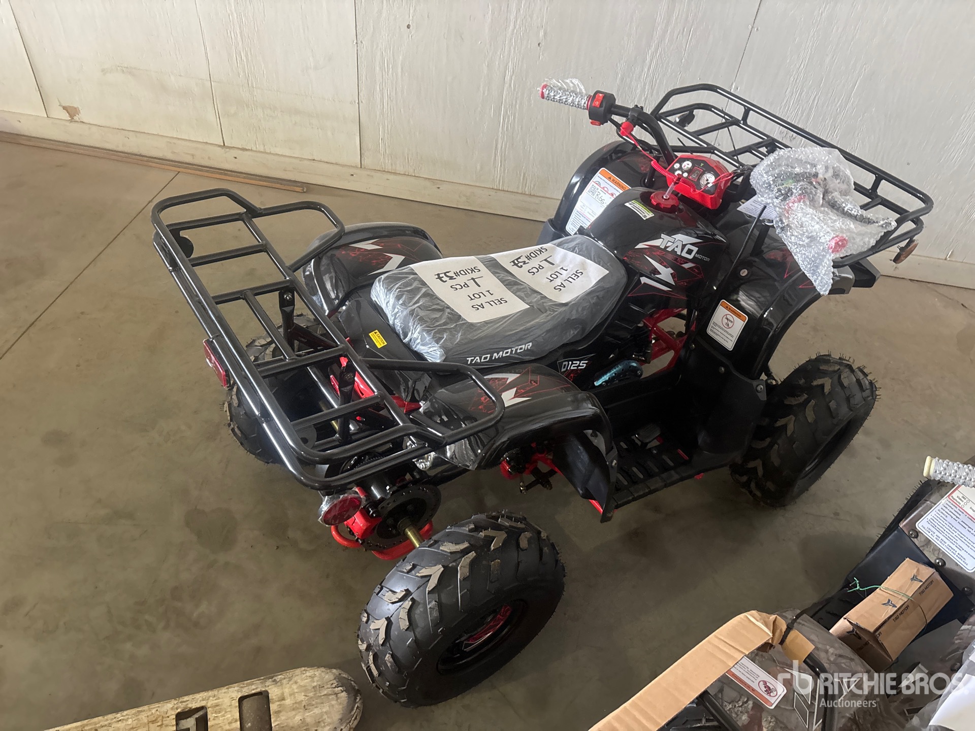 General Appearance with Picture, Right Rear Corner