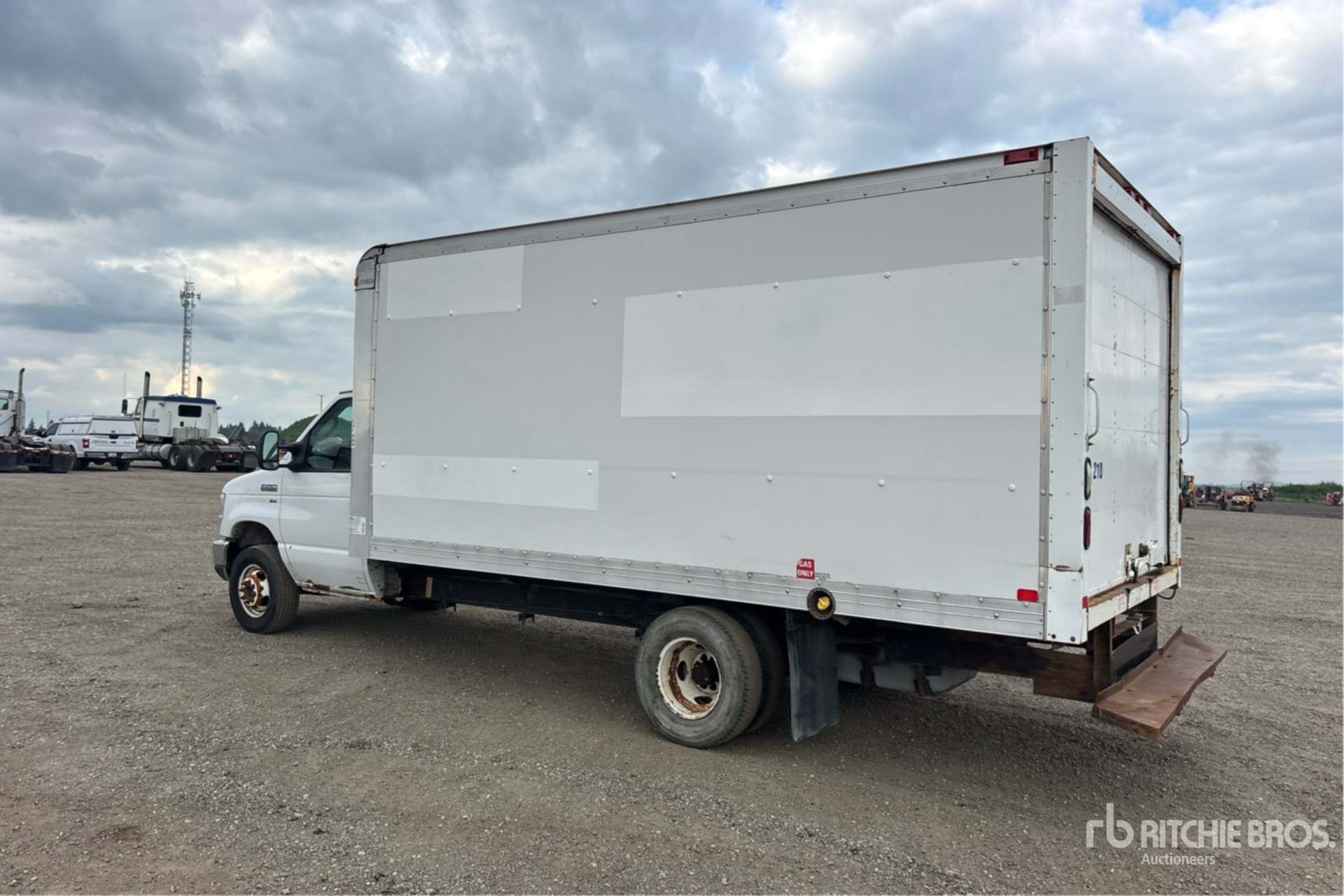 General Appearance with Picture, Left Rear Corner
