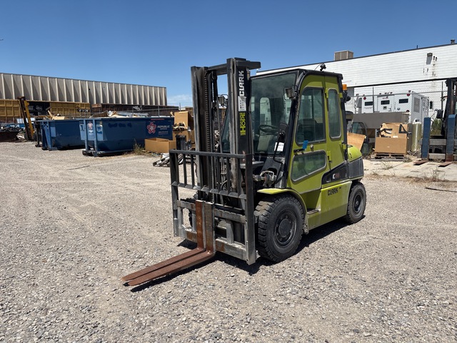 2021 Clark C40D 7050 lb Pneumatic Tire Forklift