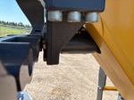Hydraulics with Saddle Lock Pin