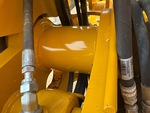 Chassis with Front Axle Oscillating Pin