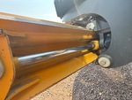 Hydraulics with Blade Side Shift Cylinders