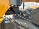 Hydraulics with Saddle Lock Pin