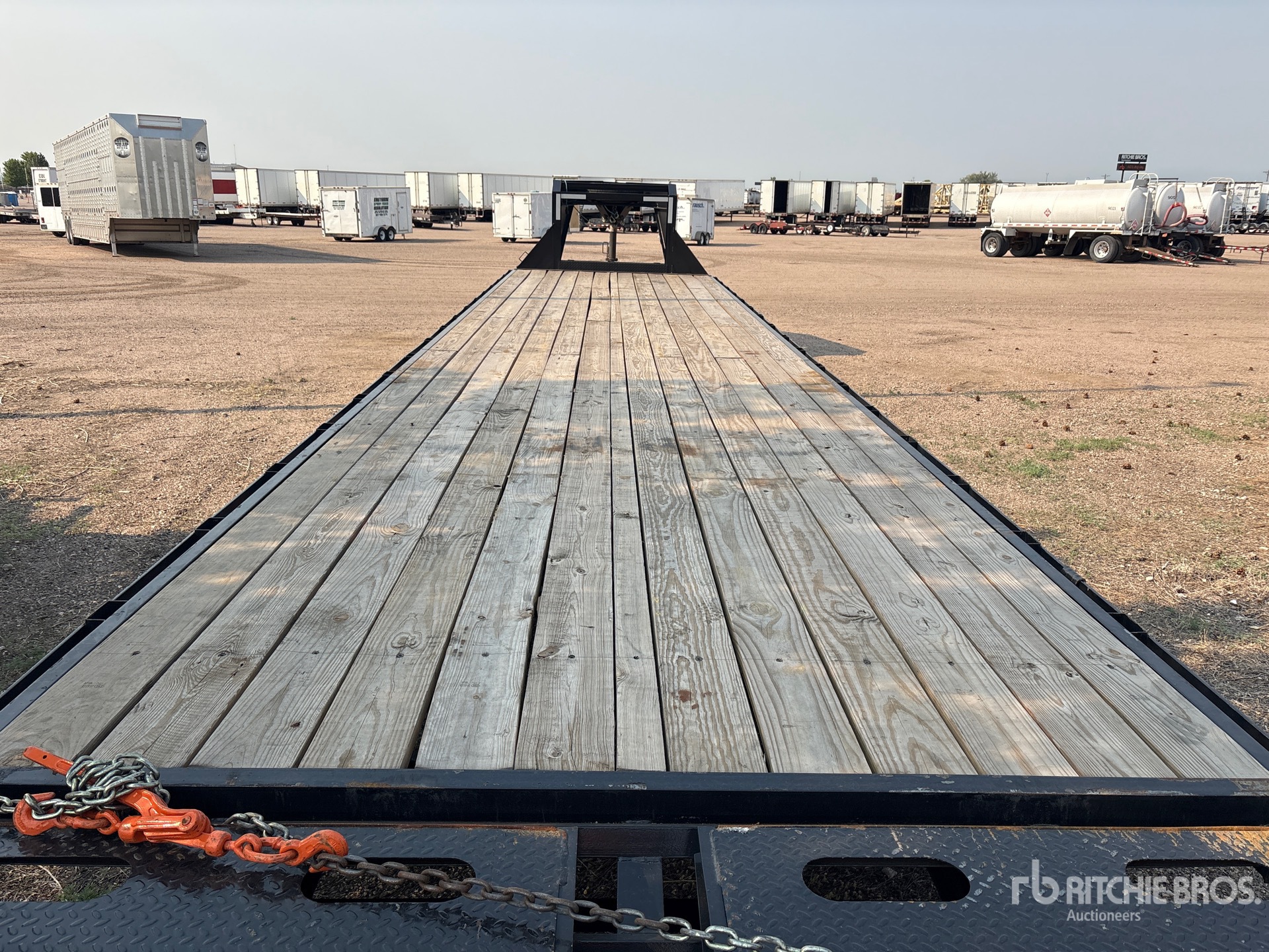 2026 TRAIL MAXX 40 ft T/A Gooseneck