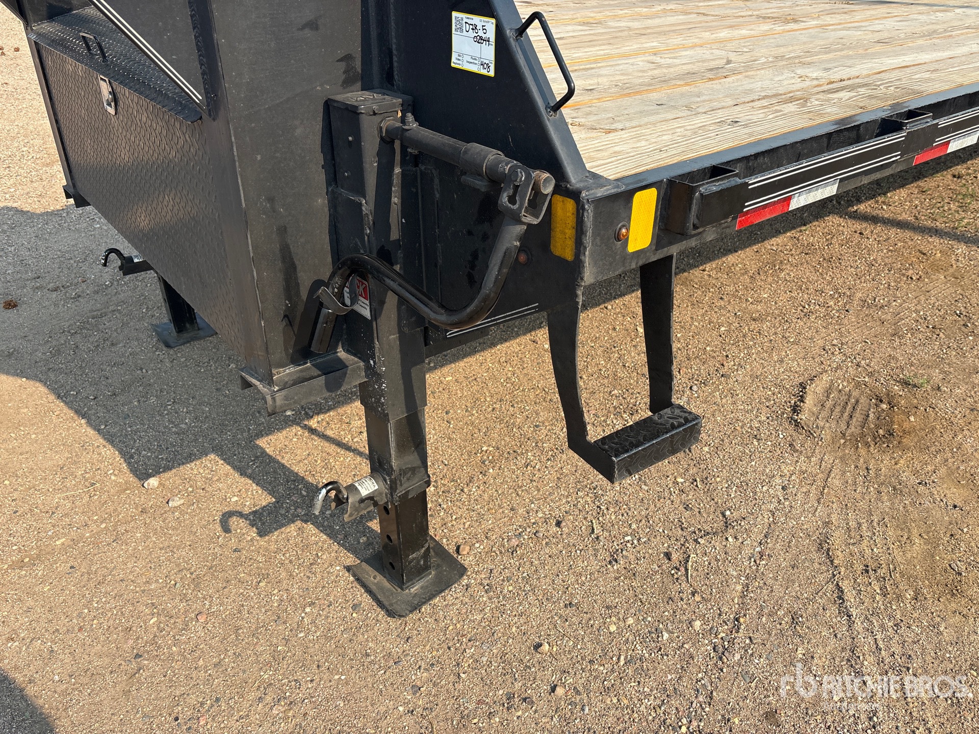 2026 TRAIL MAXX 40 ft T/A Gooseneck