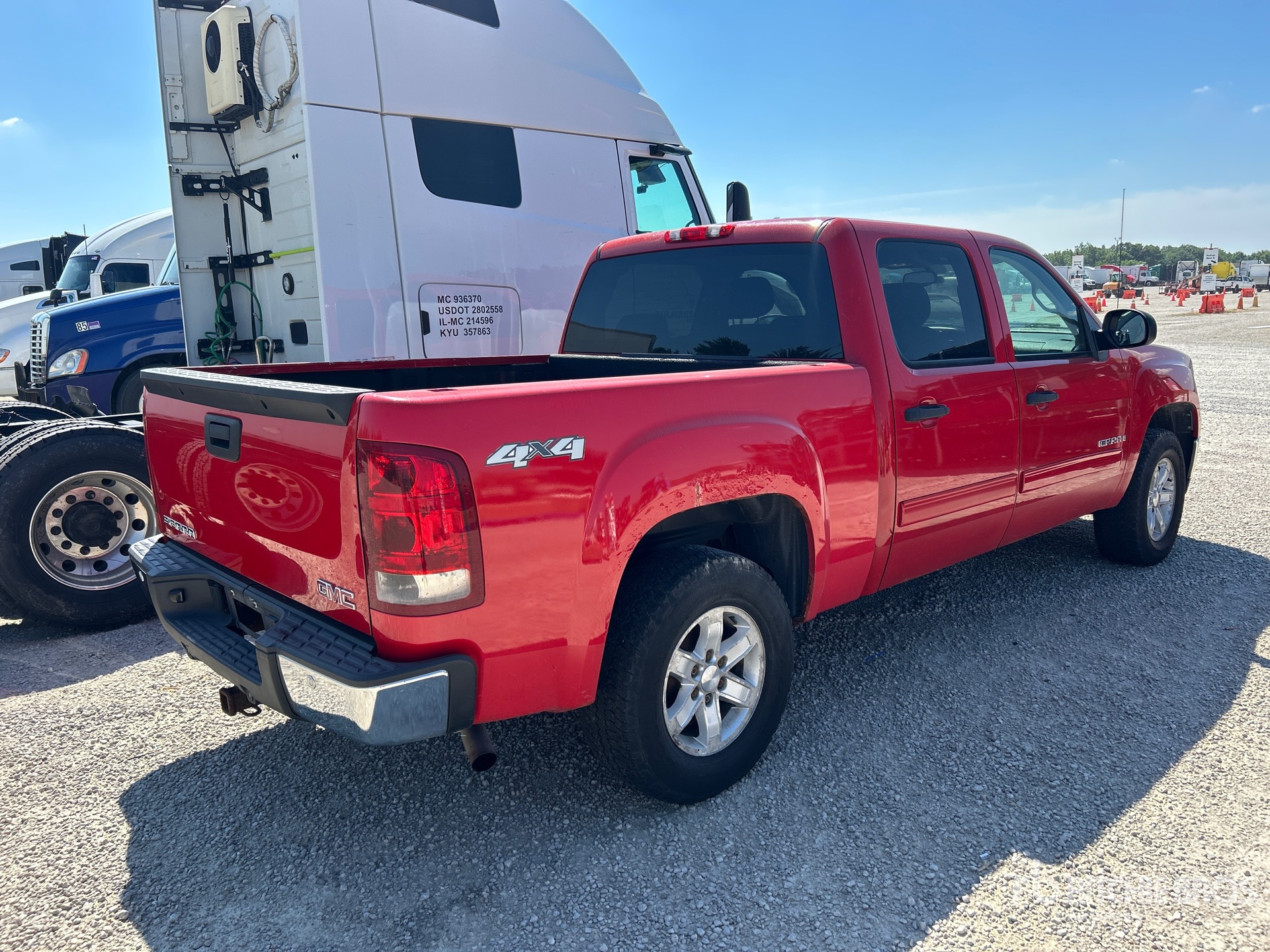General Appearance with Picture, Right Rear Corner
