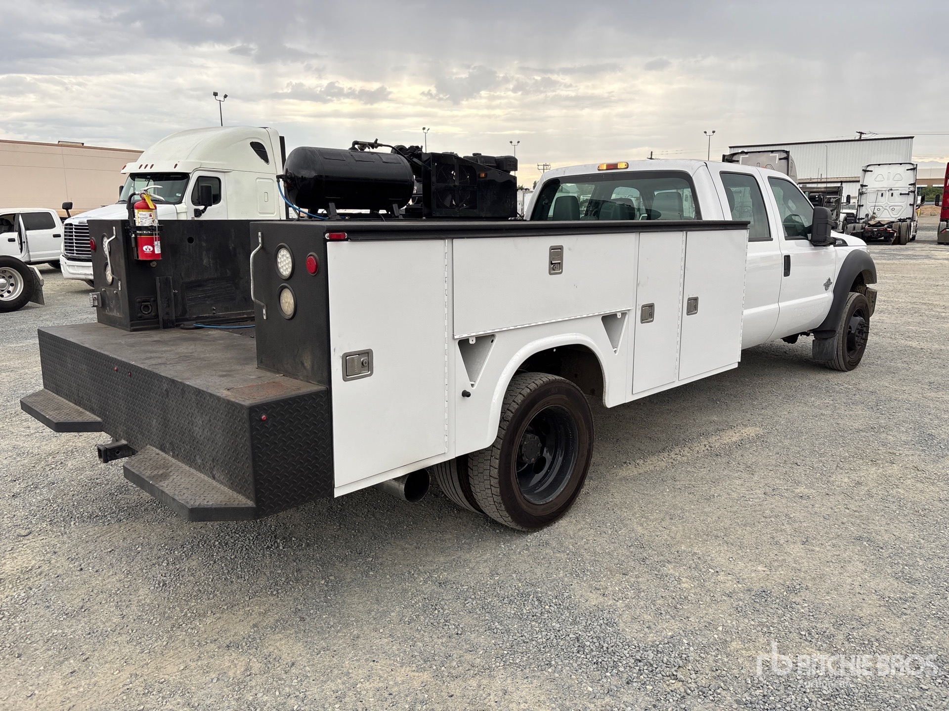 General Appearance with Picture, Right Rear Corner