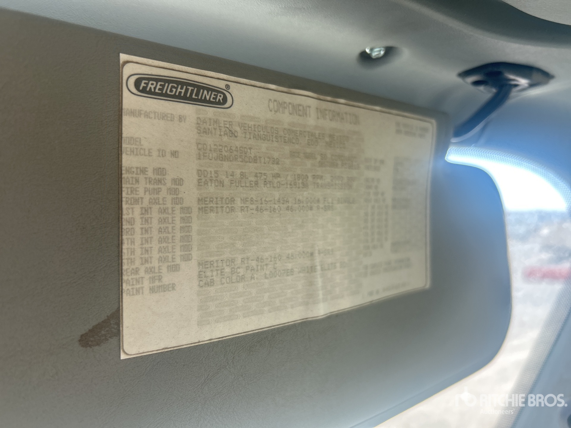 2012 Freightliner Coronado 122