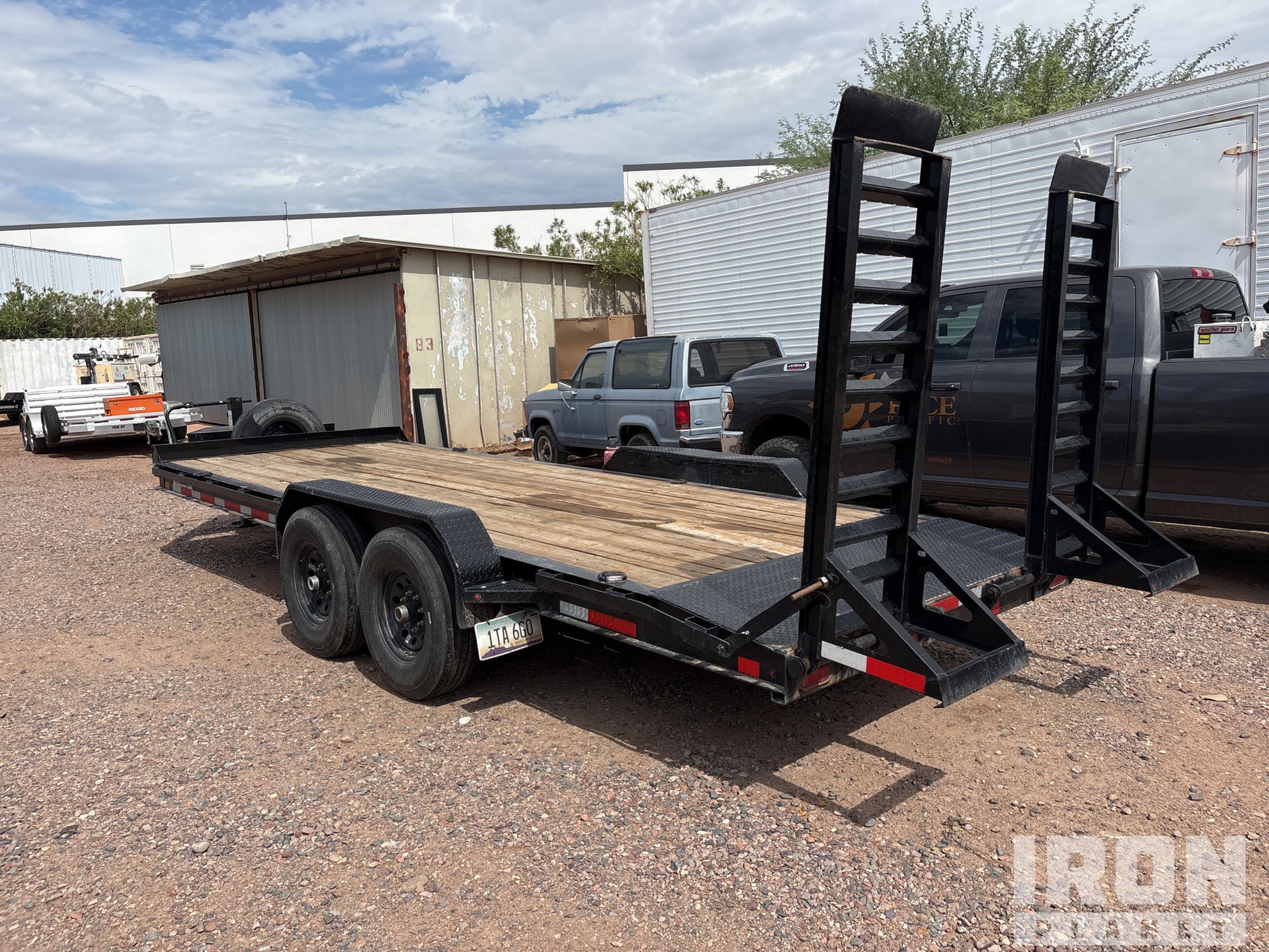 General Appearance with Imagen: esquina trasera izquierda