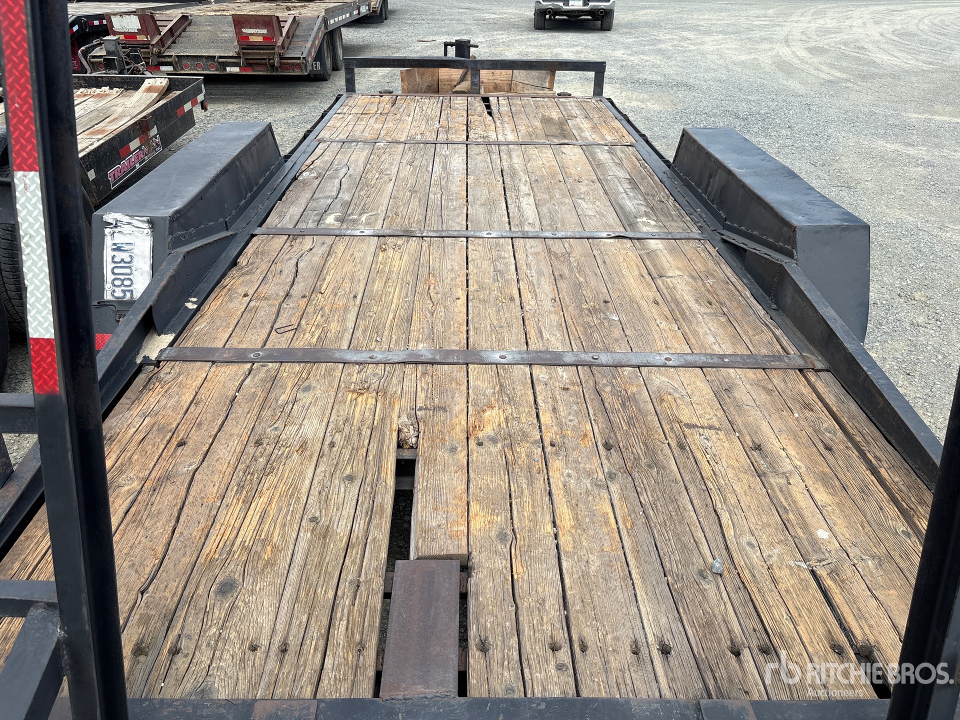 Spcns 18 ft T/A