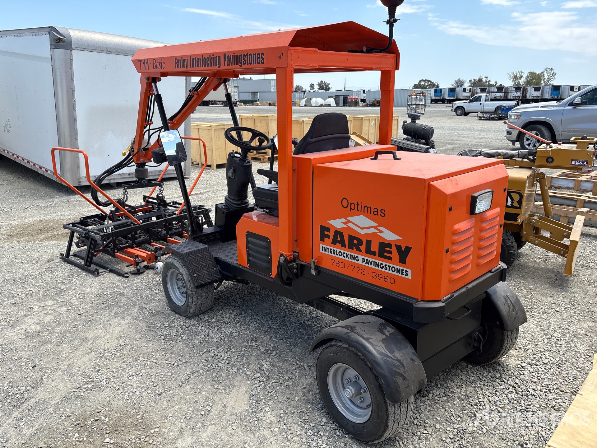 General Appearance with Picture, Left Rear Corner