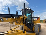 Hydraulics with Blade Lift Cylinders