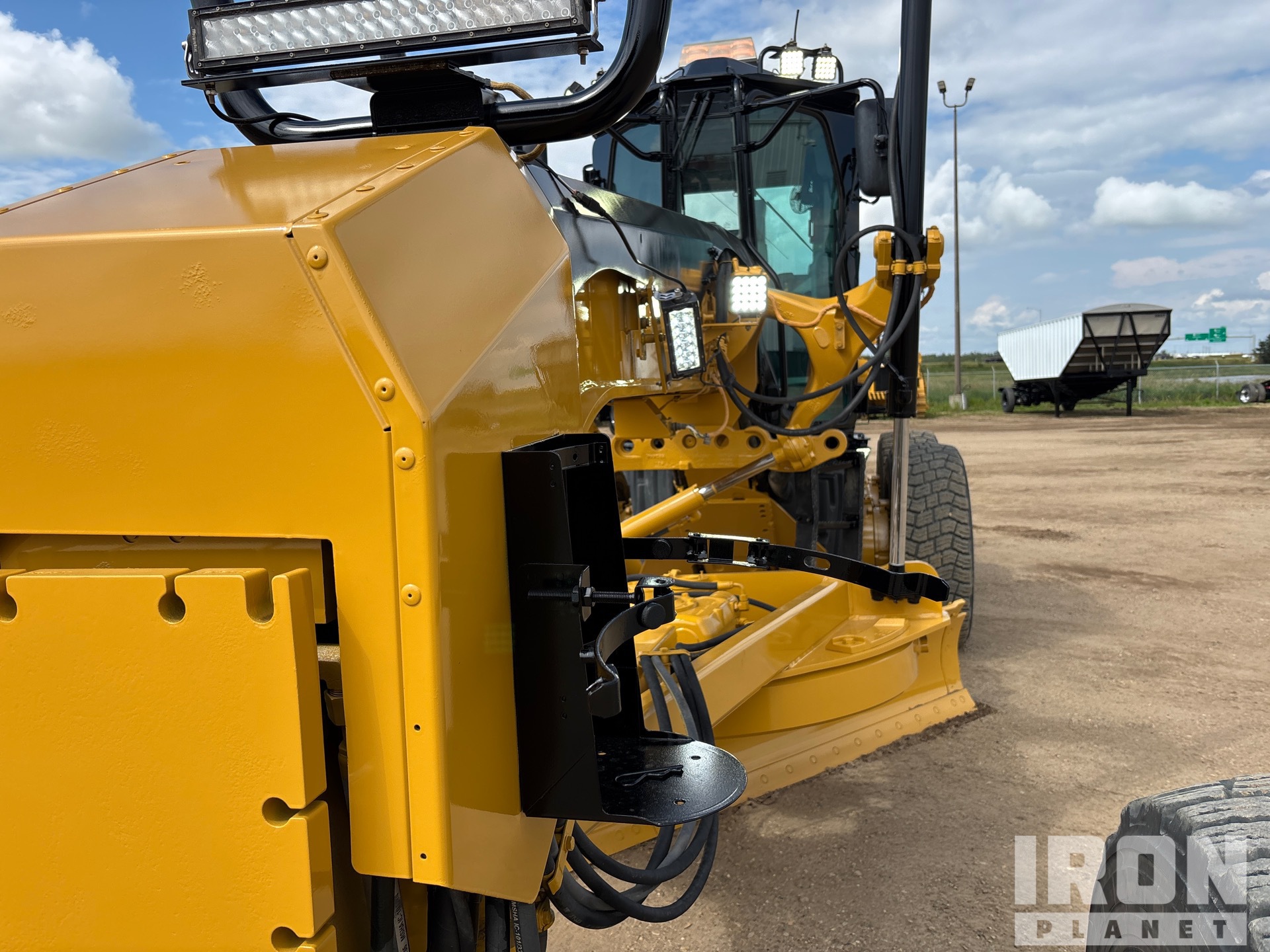2016 Caterpillar 160M