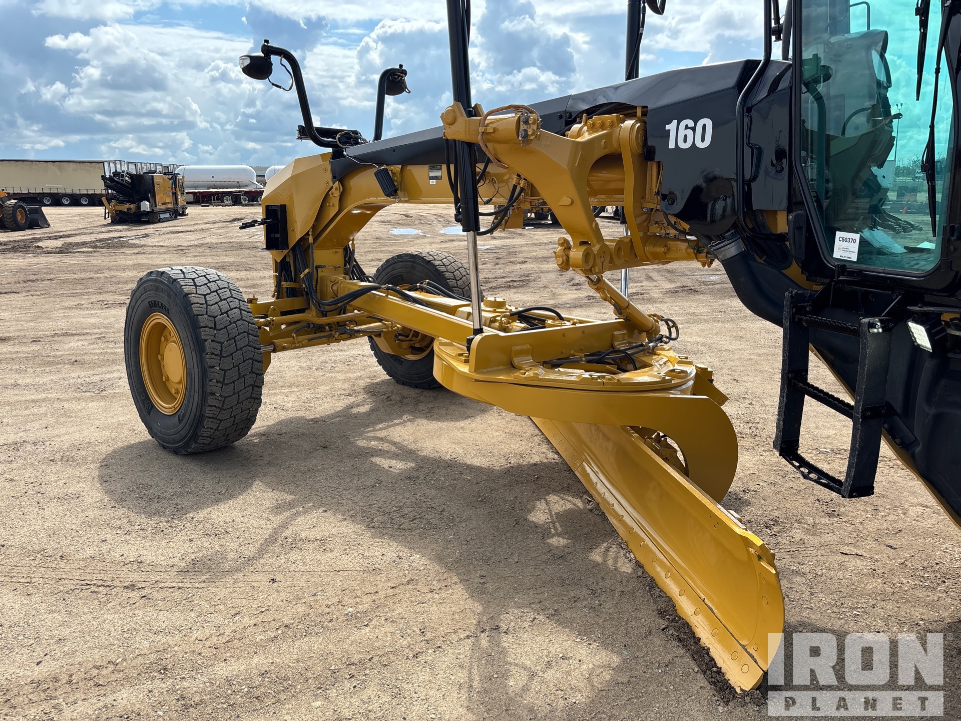 2016 Caterpillar 160M