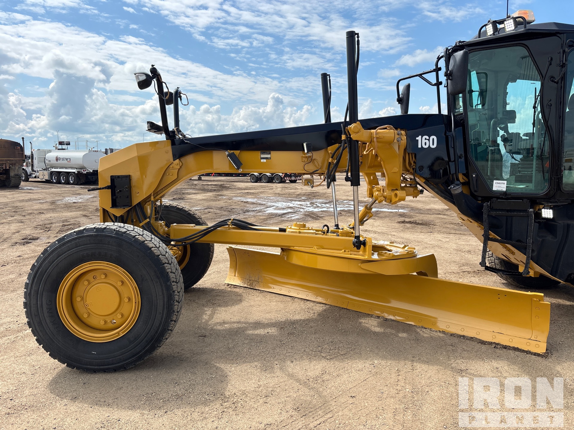 2016 Caterpillar 160M