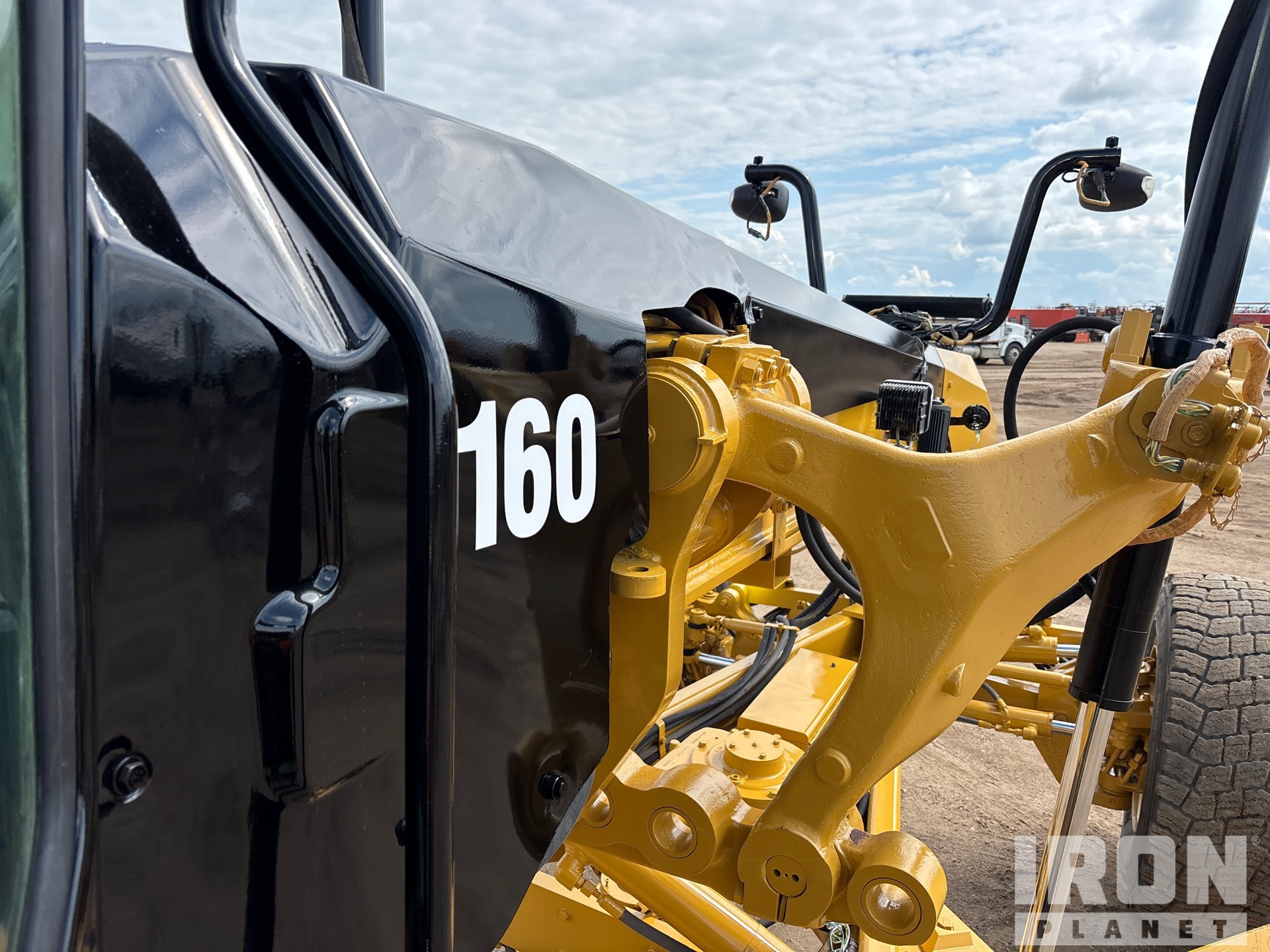 2016 Caterpillar 160M