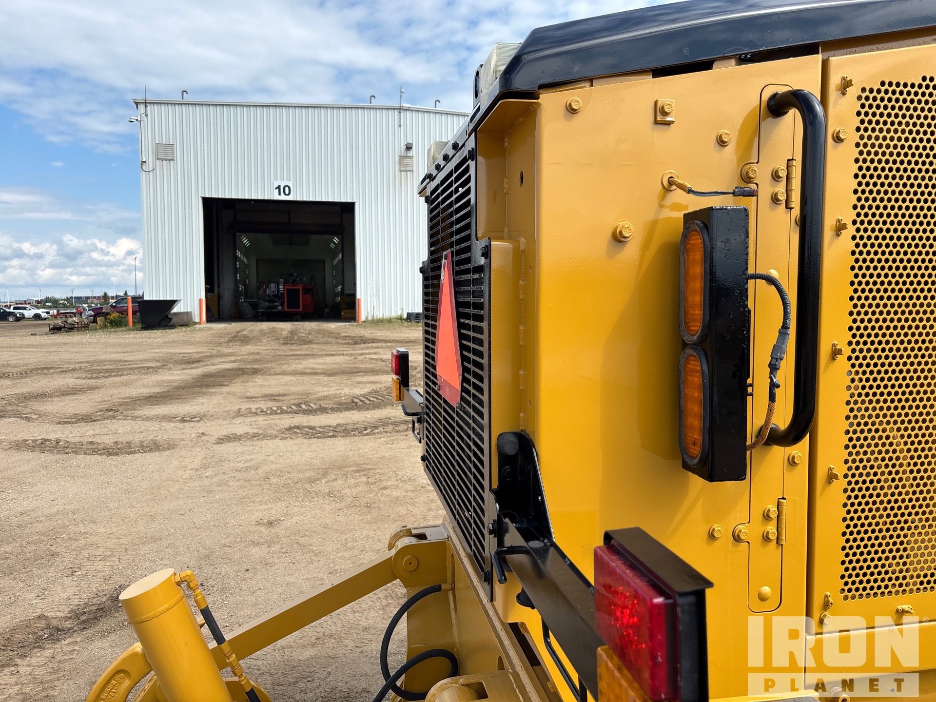 2016 Caterpillar 160M