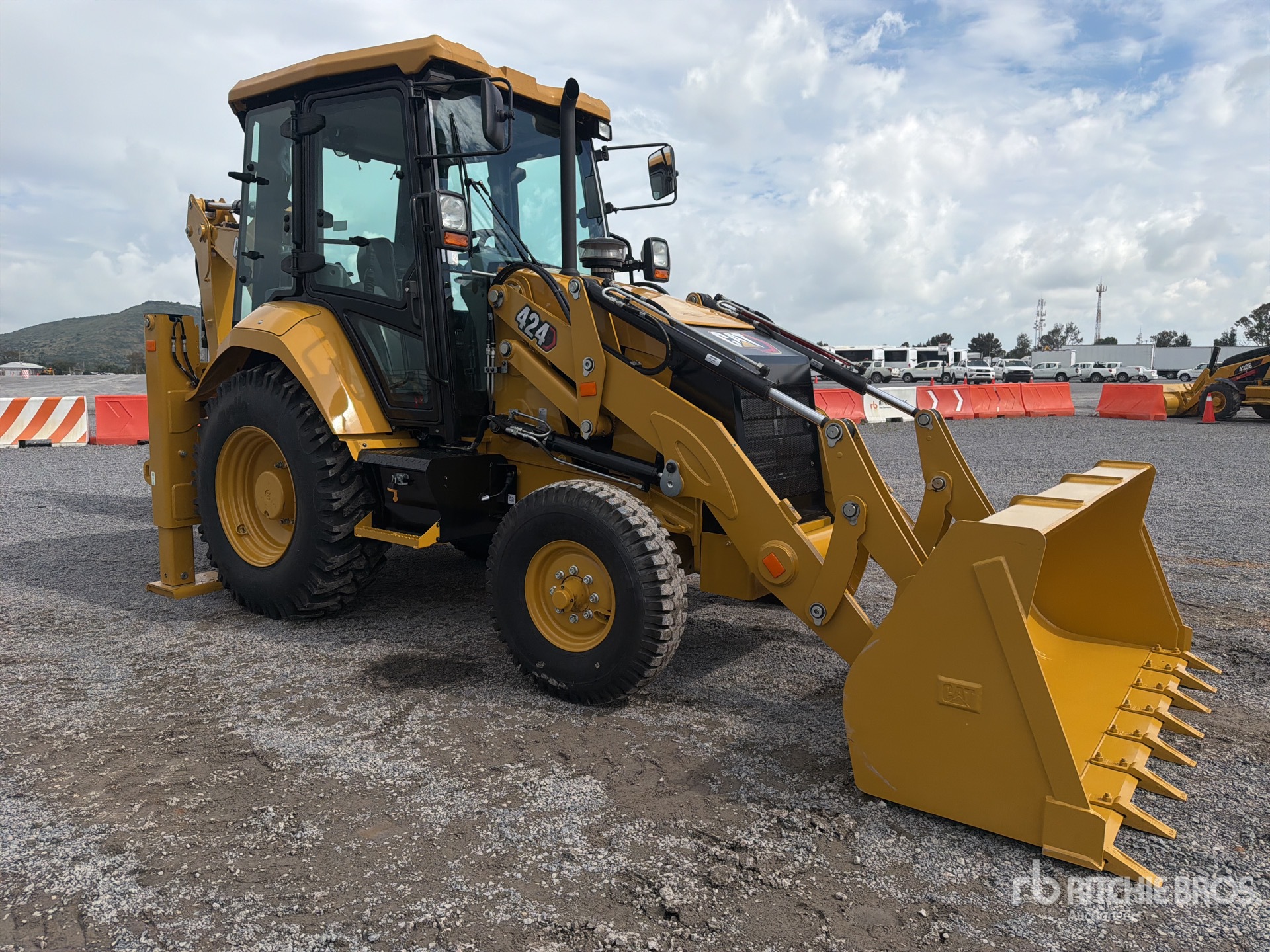 2026 Caterpillar 424