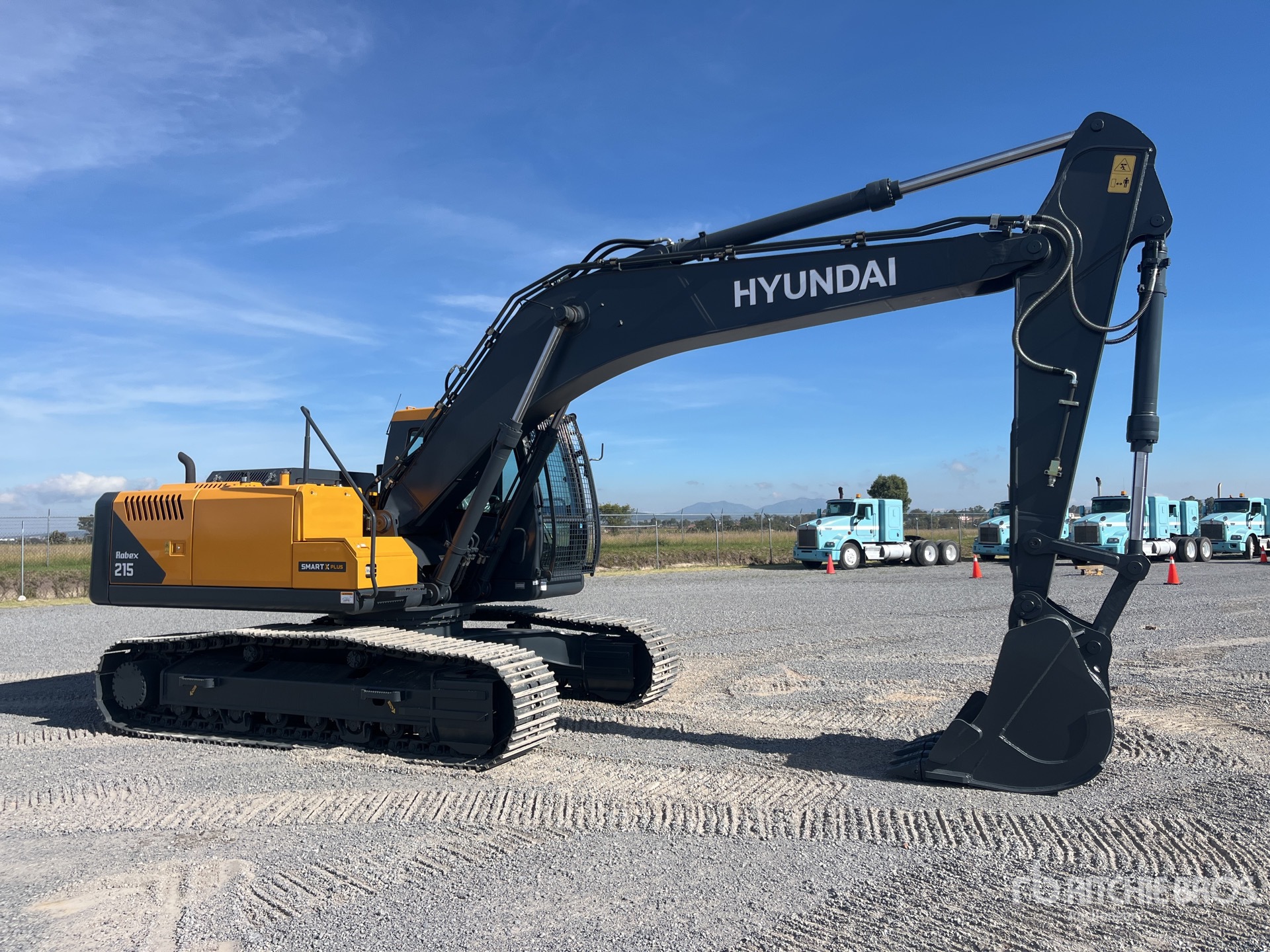 2026 Hyundai ROBEX 215