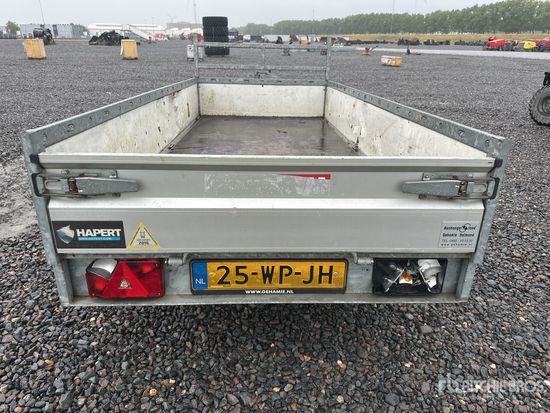 2016 Hapert K2000
