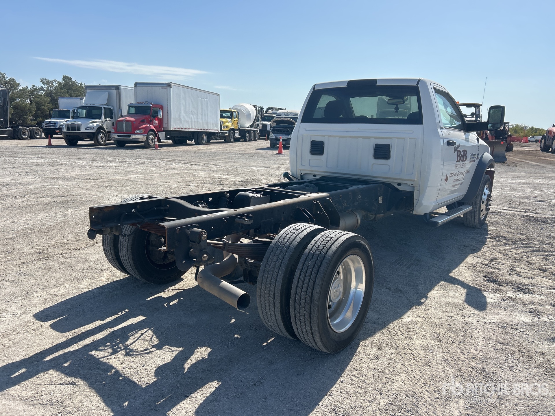 General Appearance with Picture, Right Rear Corner