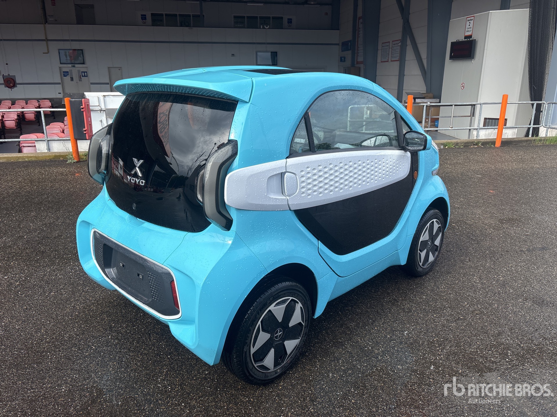 General Appearance with Picture, Right Rear Corner