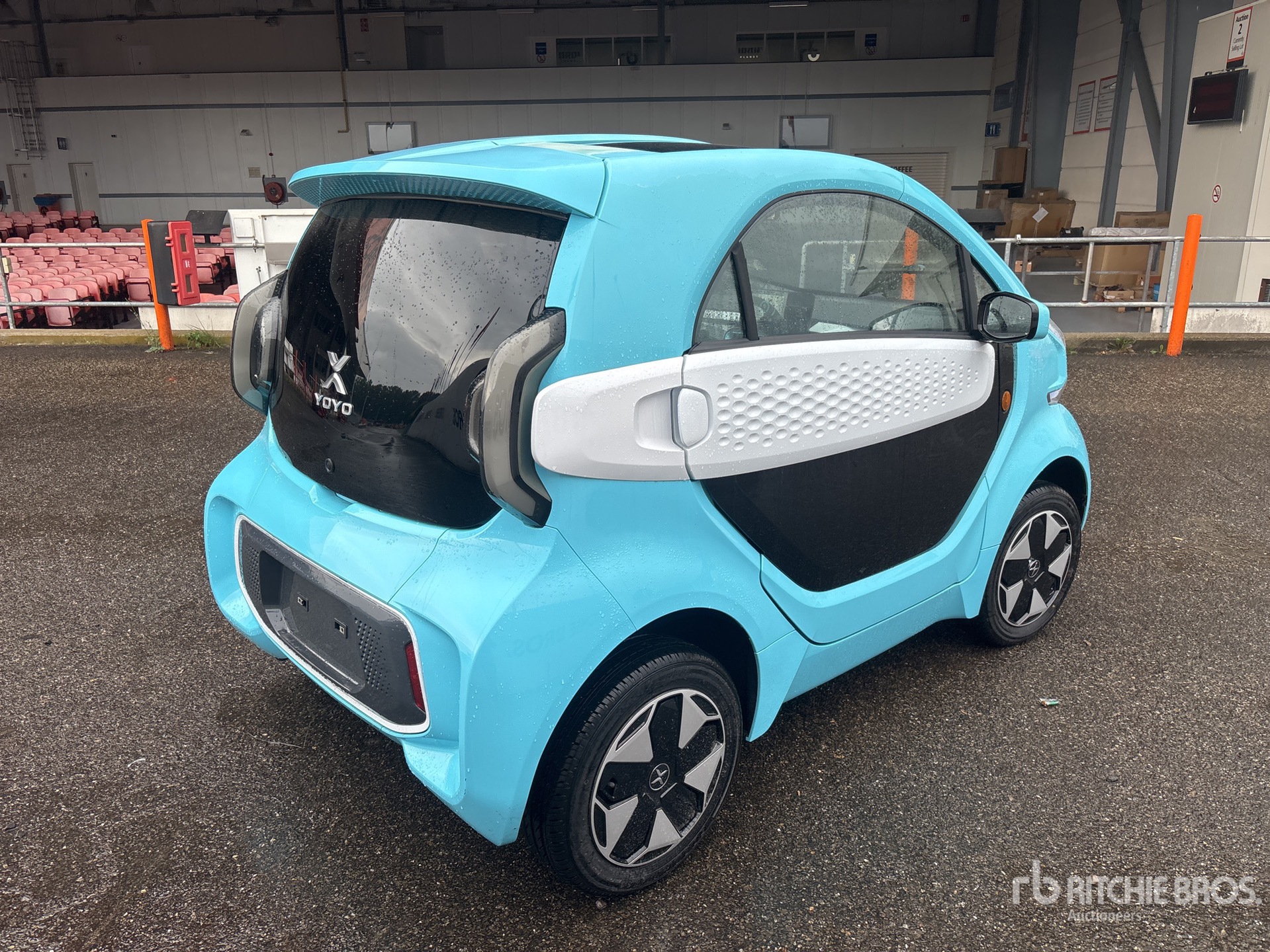 General Appearance with Picture, Right Rear Corner