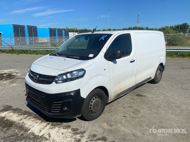 2023 Opel Vivaro 1.5 D Cargo Van