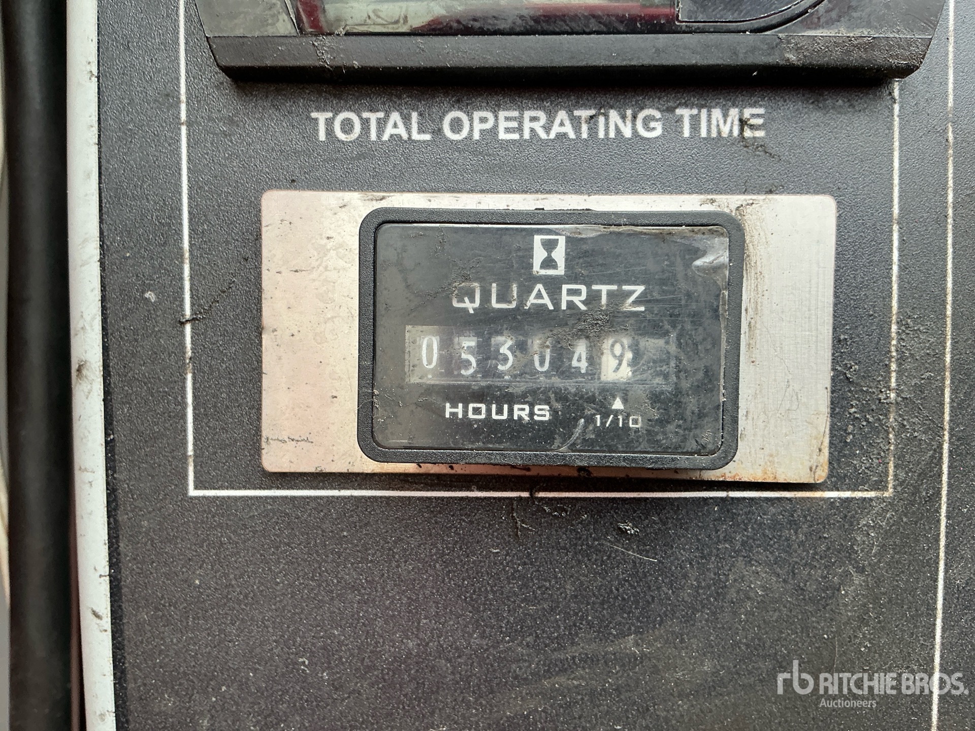 General Appearance with Hour Meter / Odometer