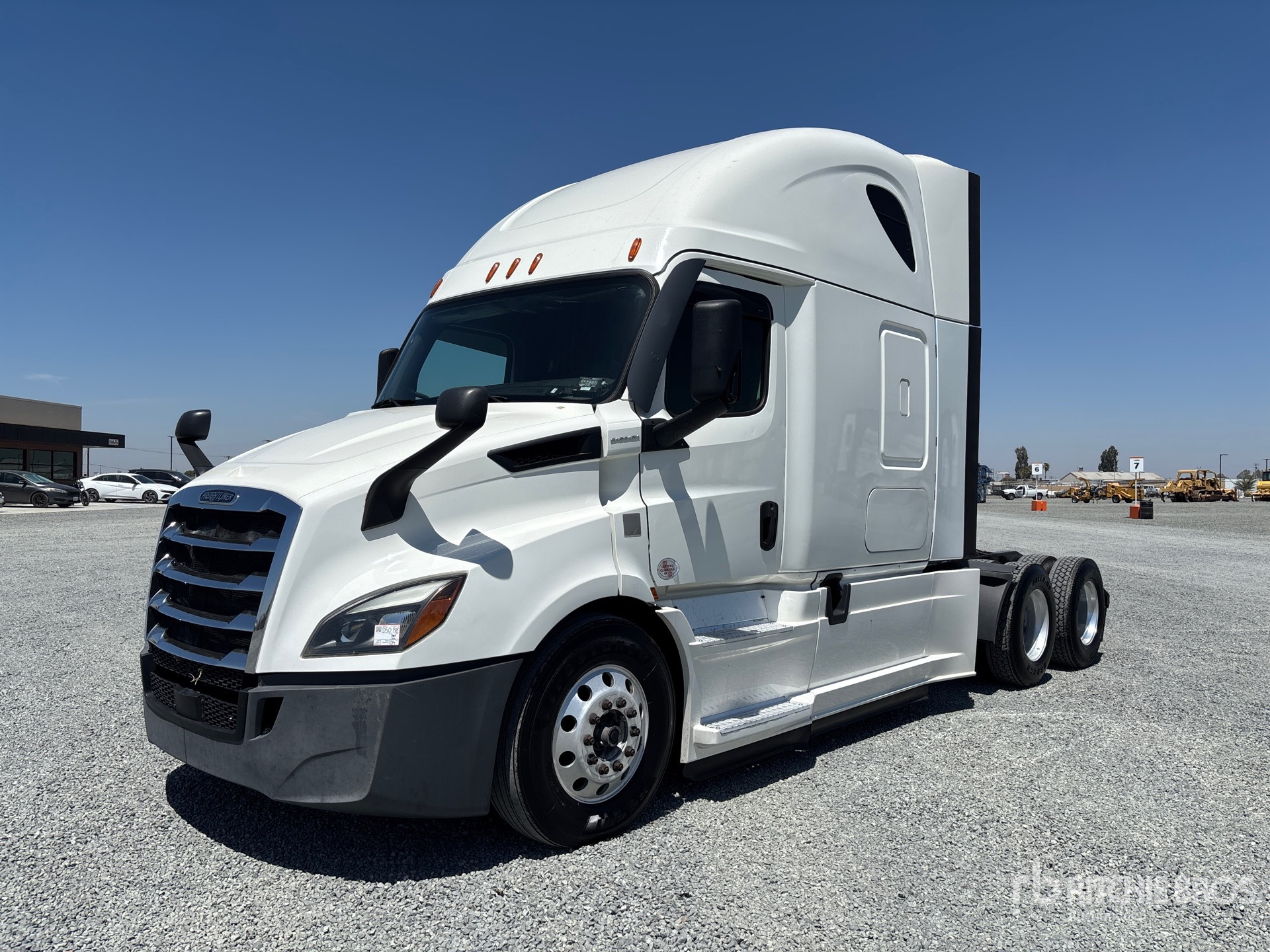 Photo of 2020 Freightliner CASCADIA 116
