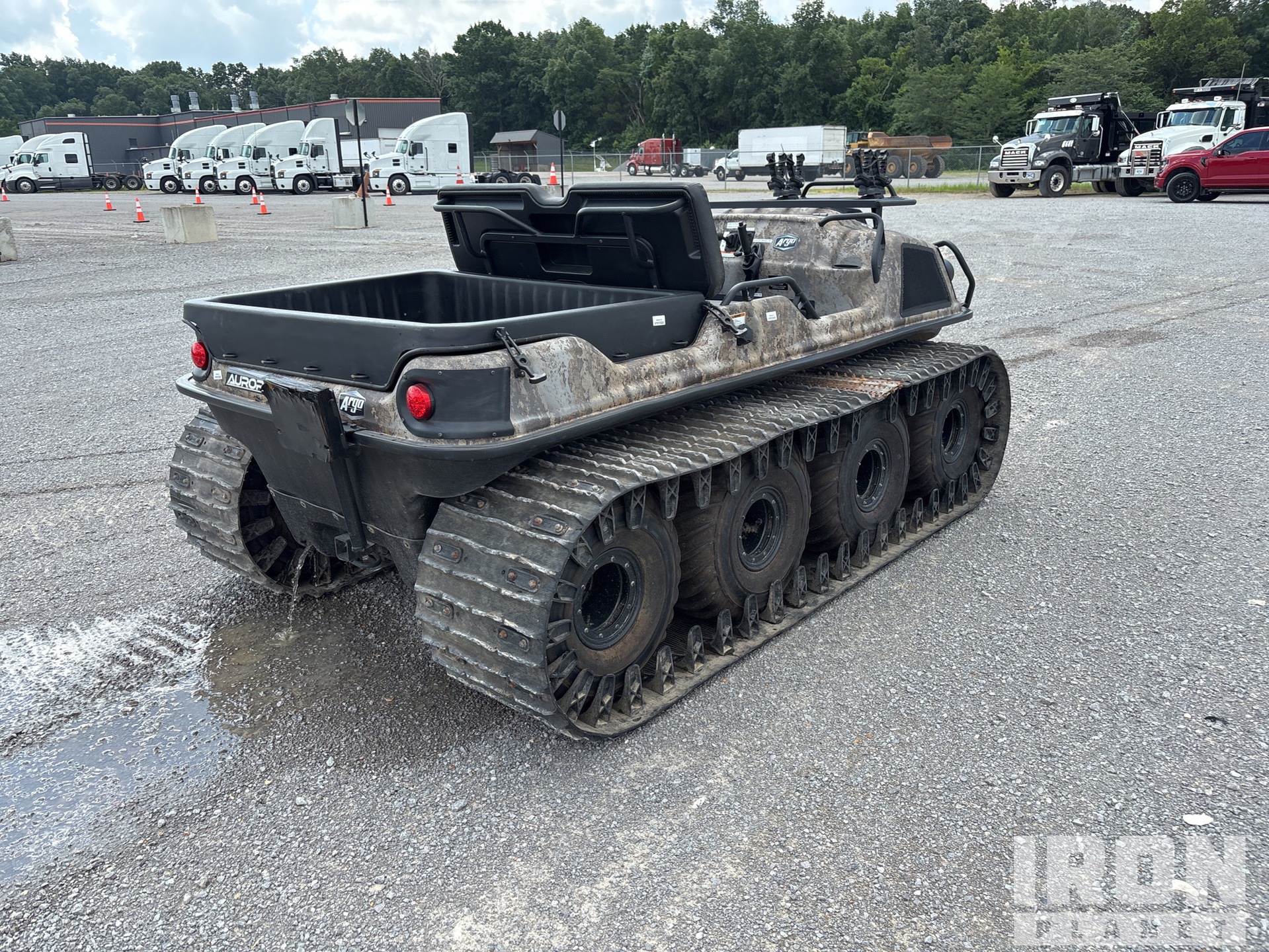 General Appearance with Picture, Right Rear Corner