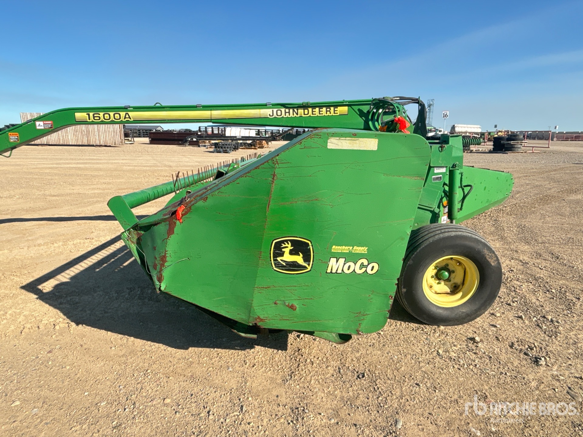2000 John Deere MOCO 1600A
