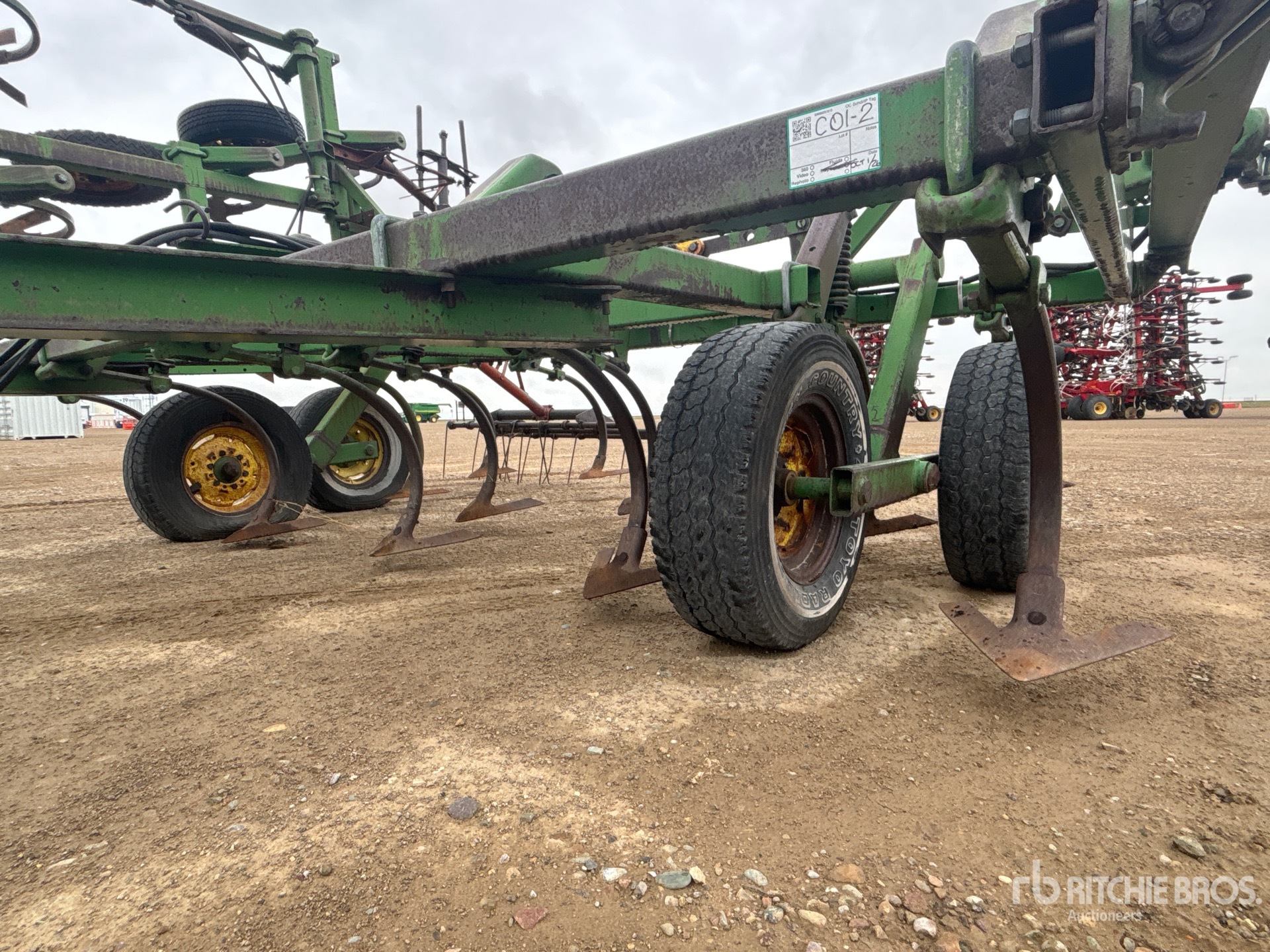 John Deere E1600