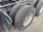 4 Underbody - Truck with Left Front Drive Tires