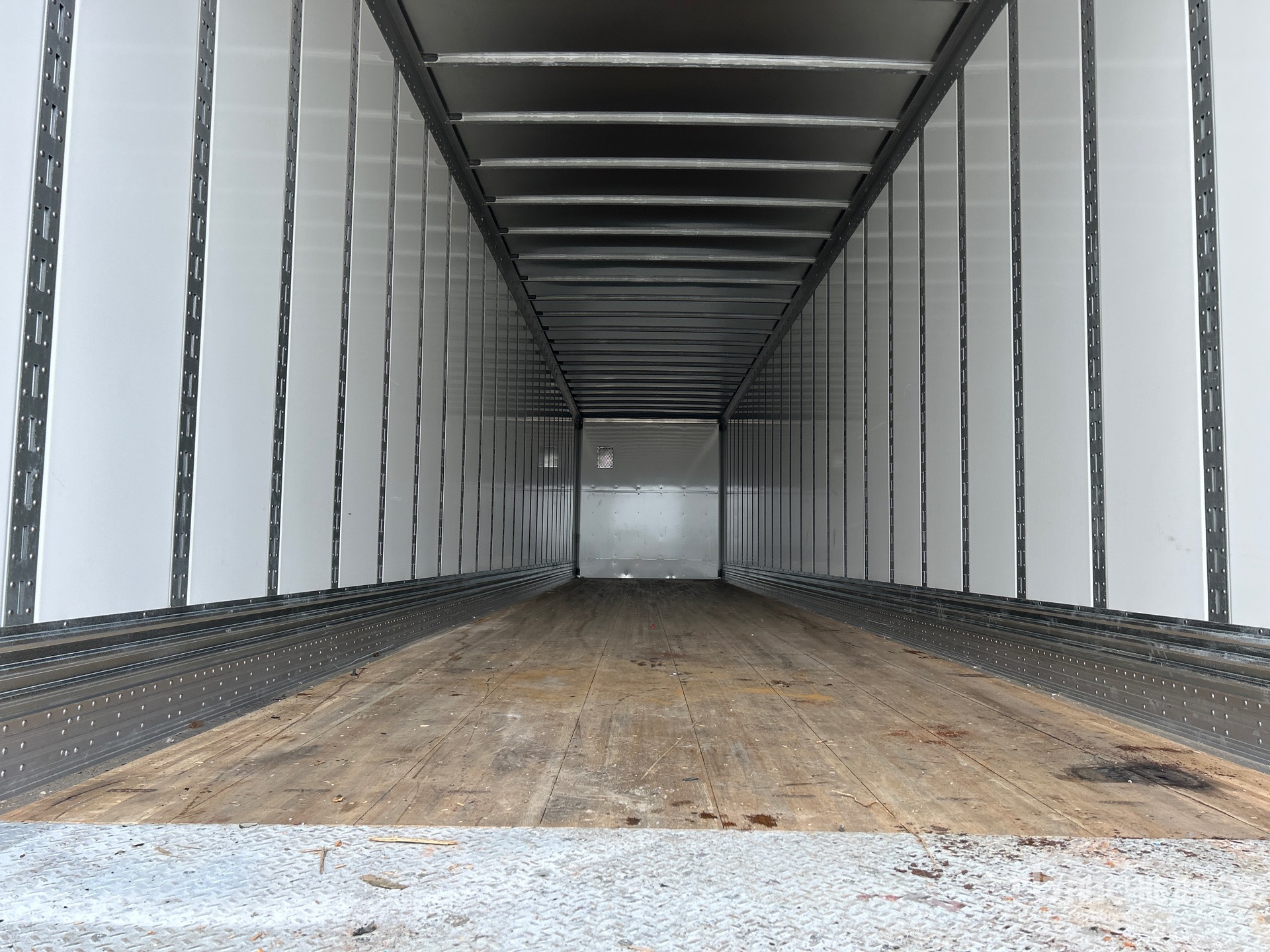 2023 Hyundai 53 ft x 102 in T/A