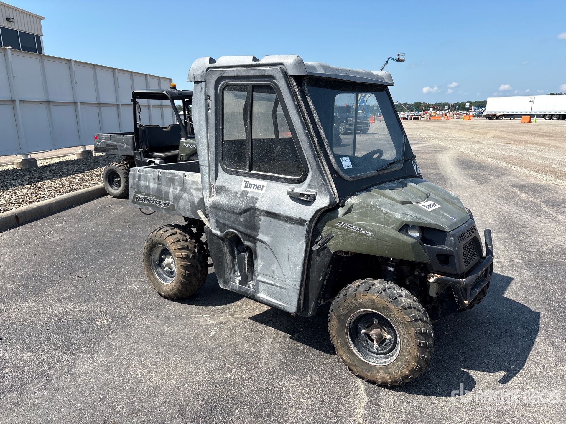 General Appearance with Picture, Right Front Corner