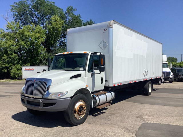 2019 International 4300 4x2 Van Truck
