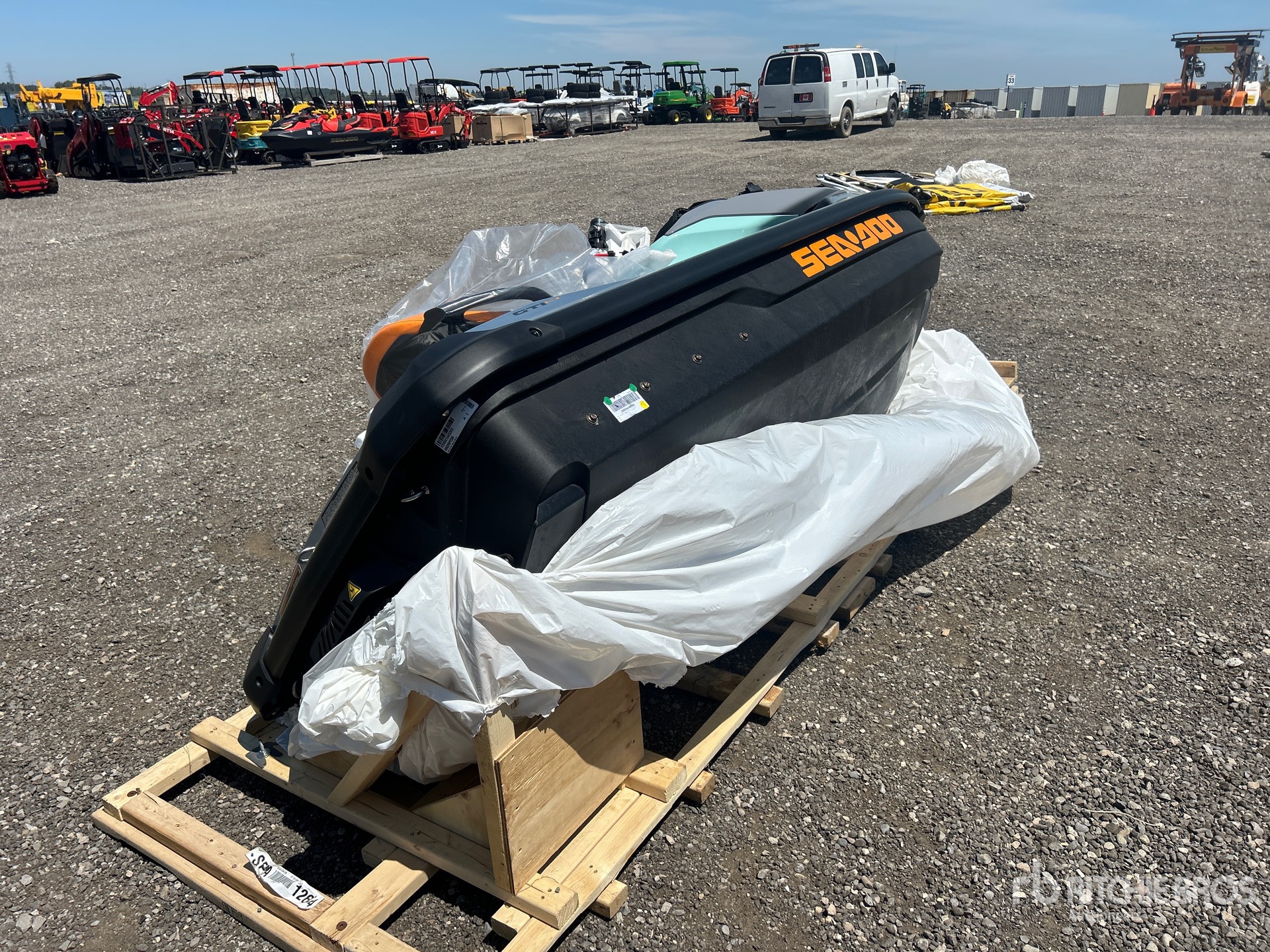 General Appearance with Picture, Right Rear Corner