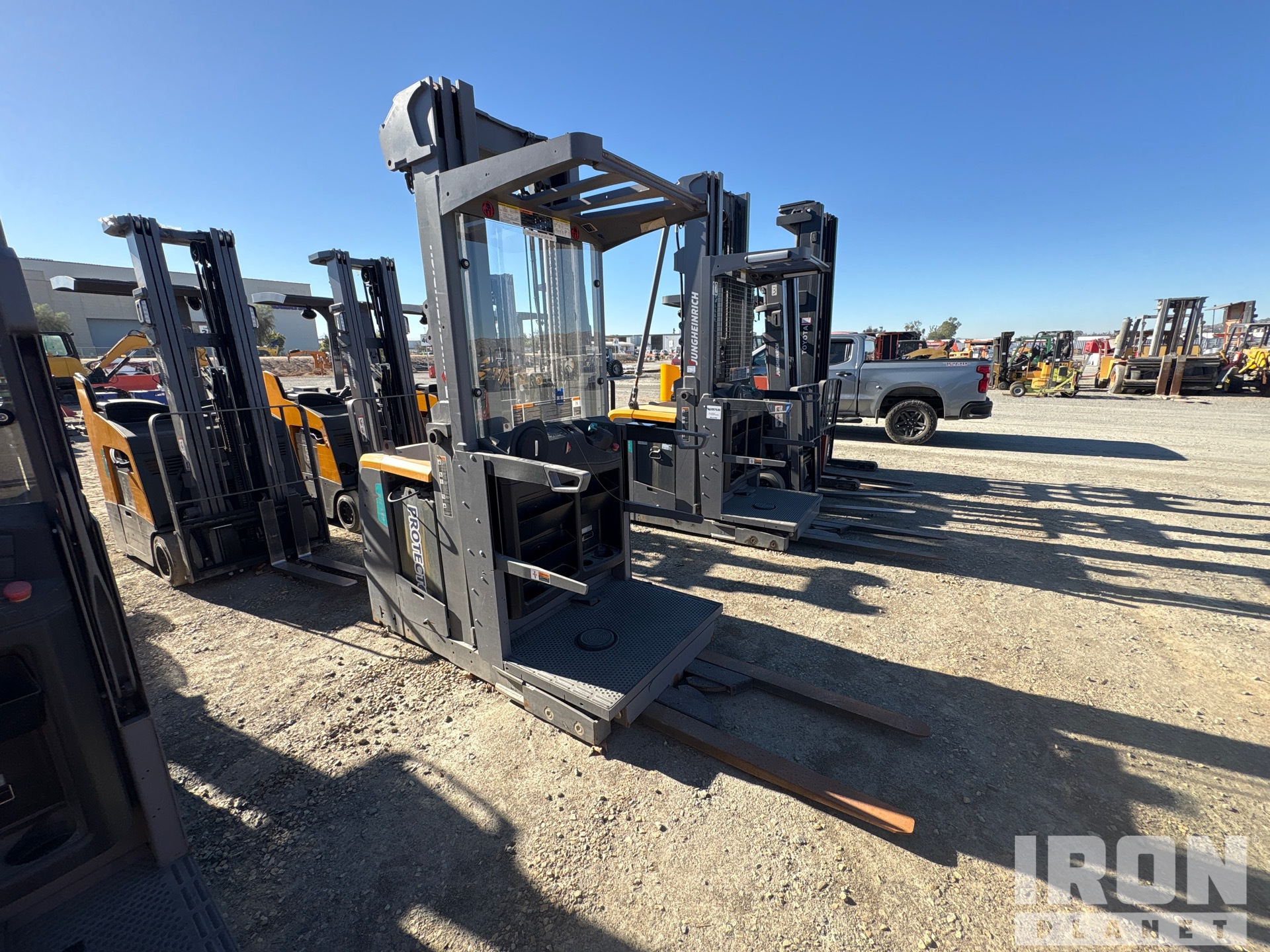 General Appearance - Lift Truck* with Zdjęcie, lewy dolny róg