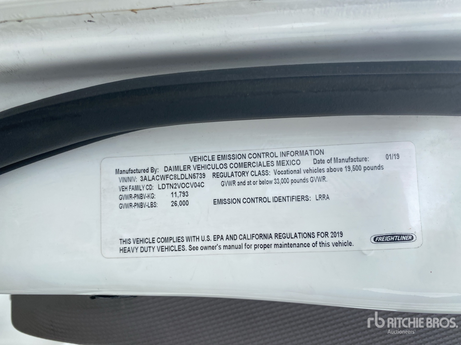 2020 Freightliner M2106
