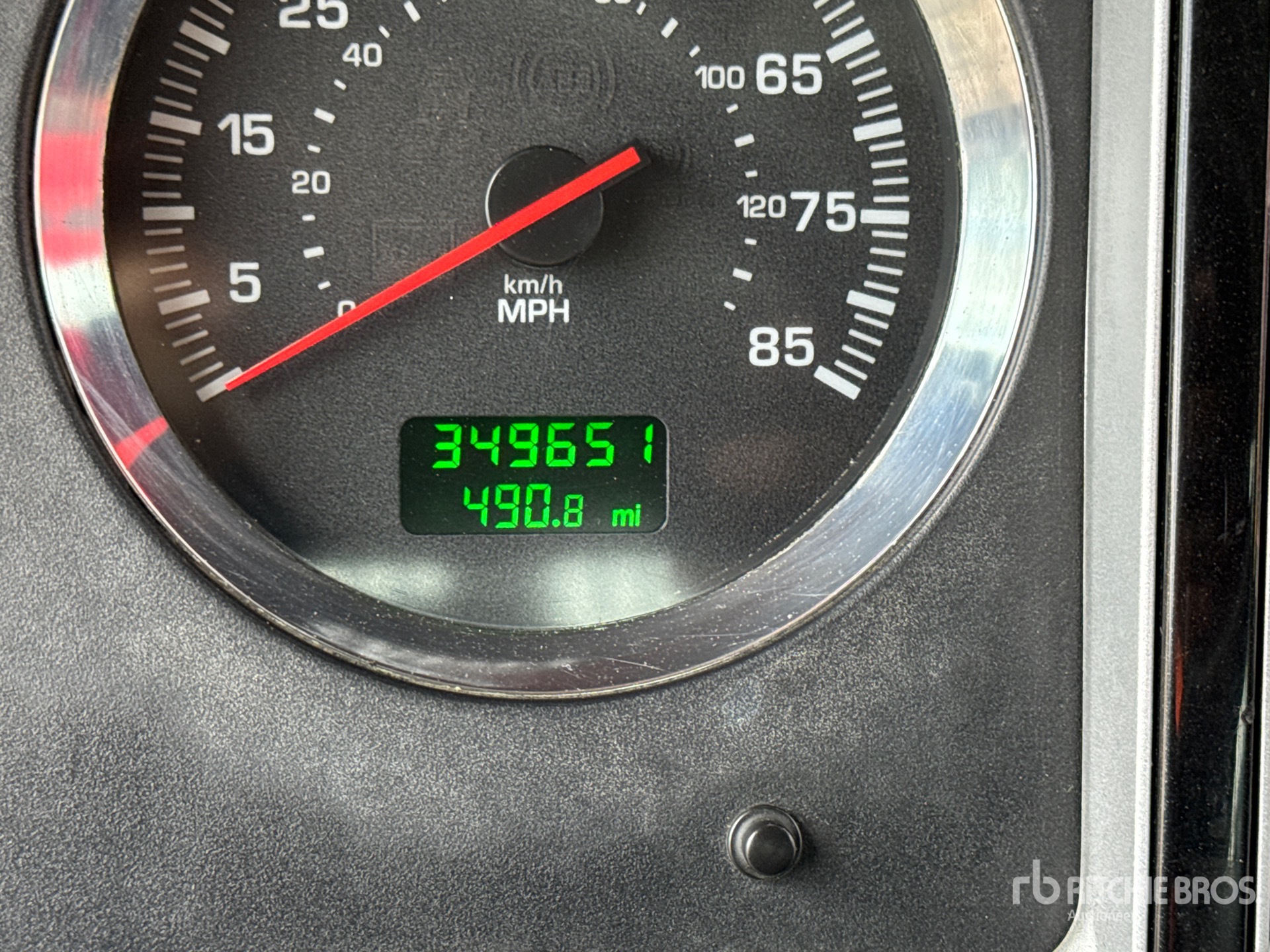 General Appearance with Hour Meter / Odometer