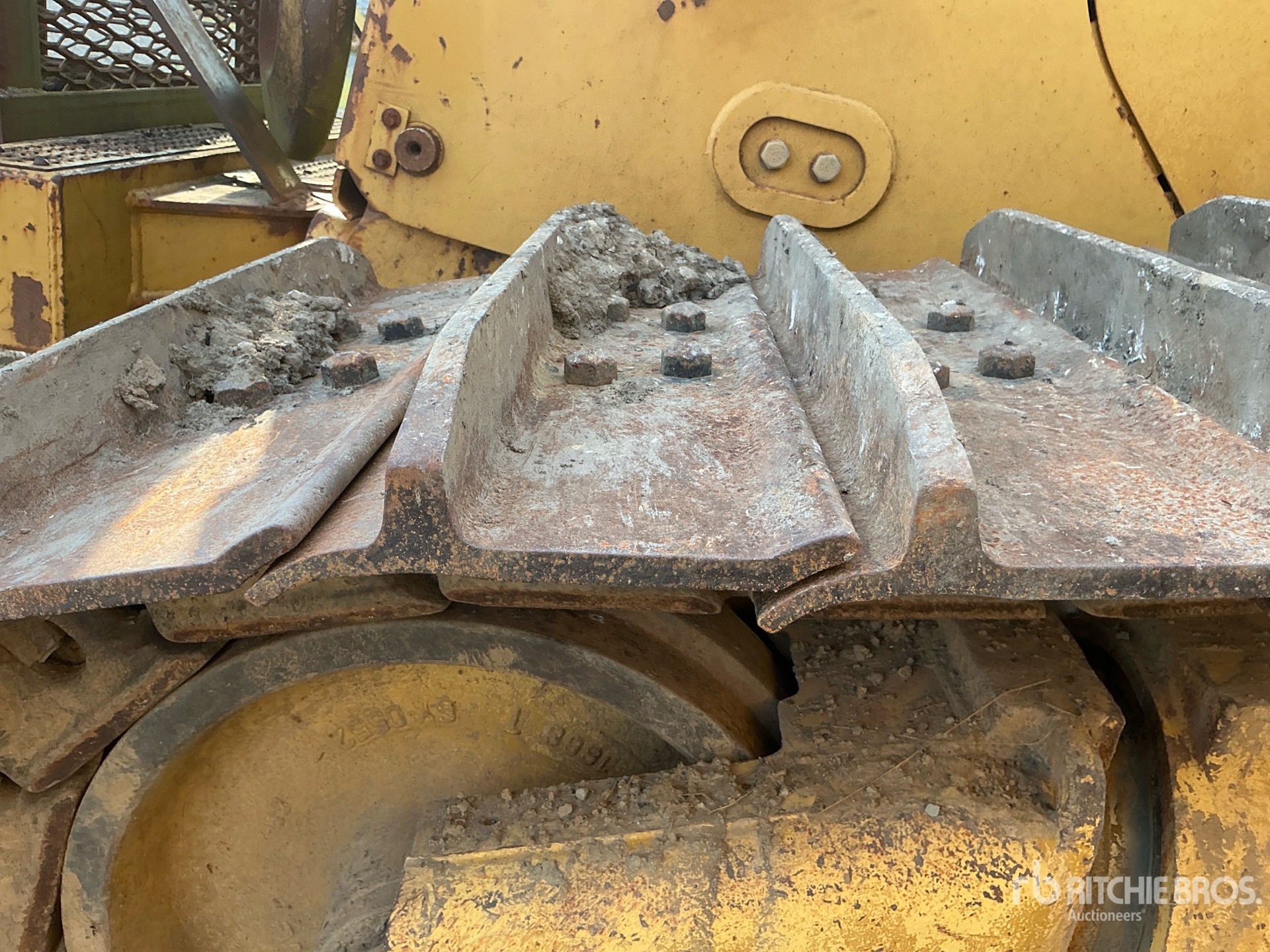 Undercarriage with