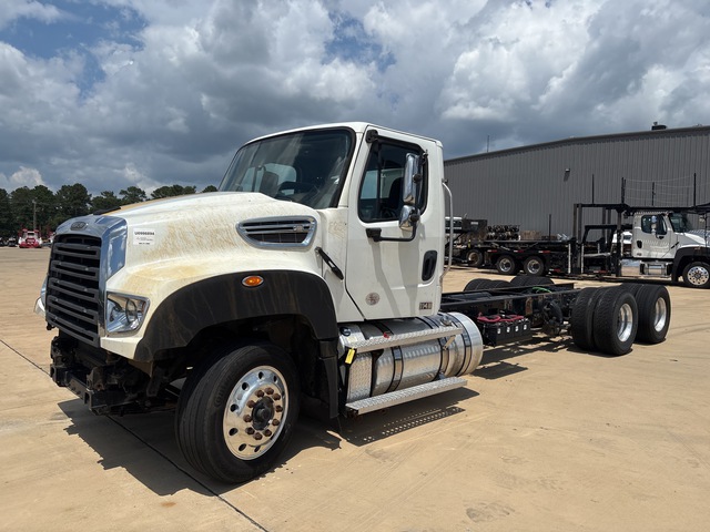 2020 Freightliner 114SD 6x4 Cab and Chassis