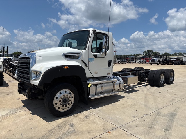 2021 Freightliner 114SD 6x4 Cab and Chassis