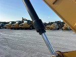 Hydraulics with Bucket Cylinder