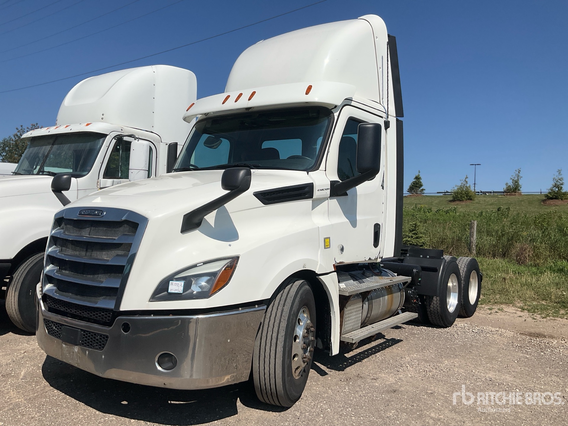 2019 Freightliner CASCADIA 126