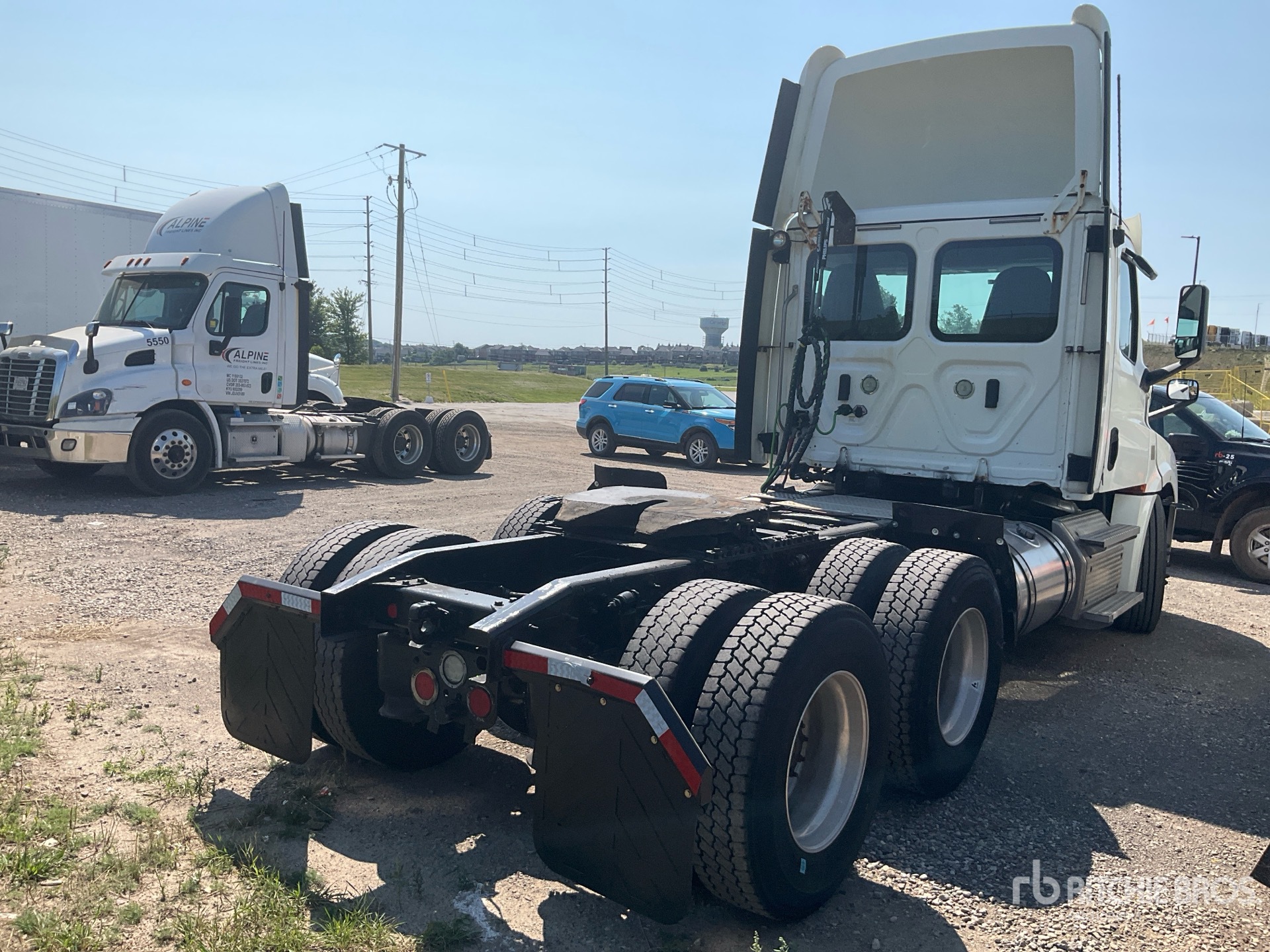 2019 Freightliner CASCADIA 126