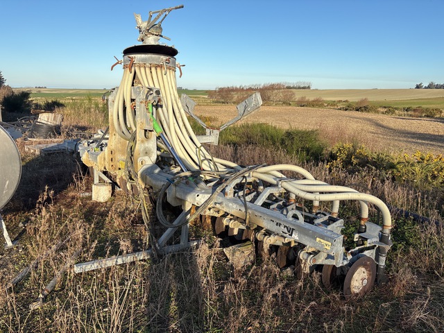 2012 Joskin 6020/28SDH High Precision Spreading Injector 2012 Joskin 6020/28SDH High Precision Spreading Injector